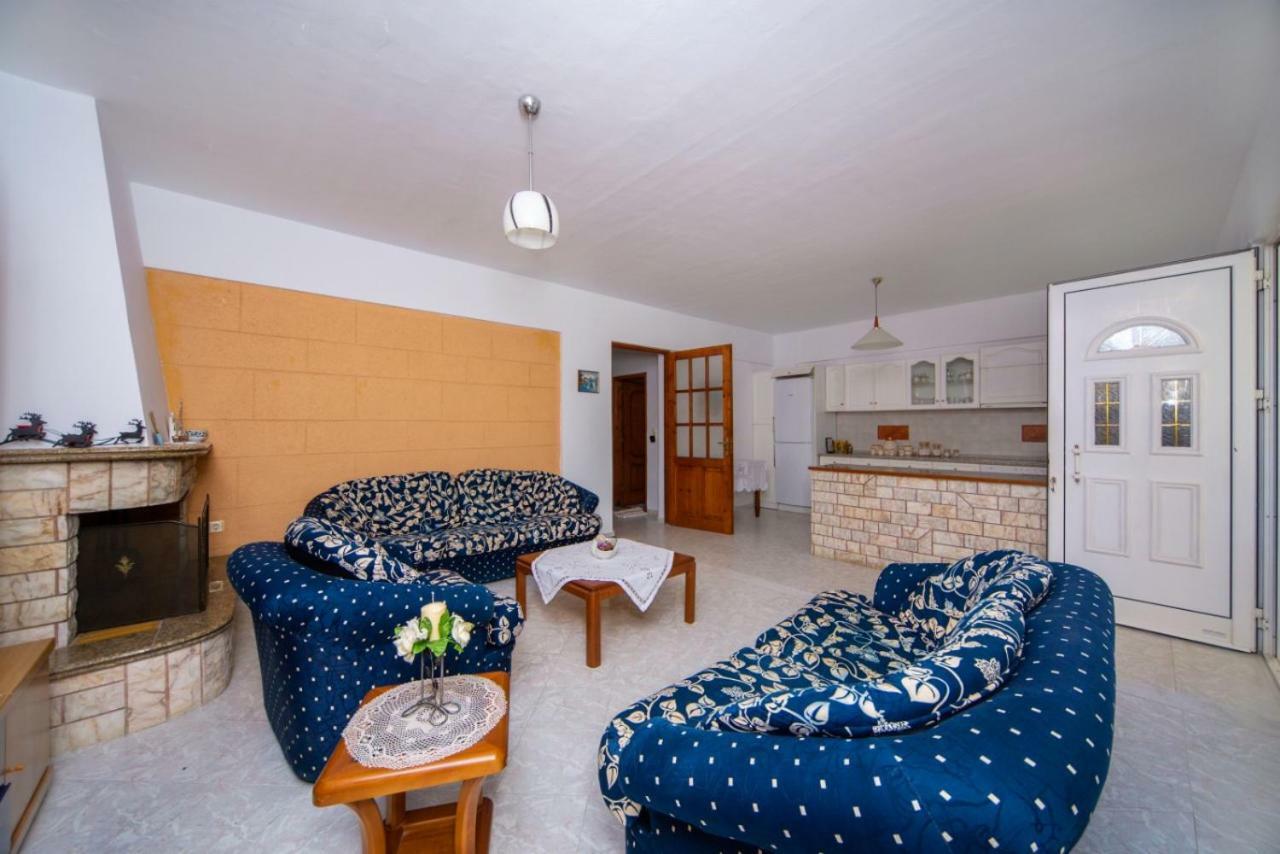 Stegnailion Apartament *